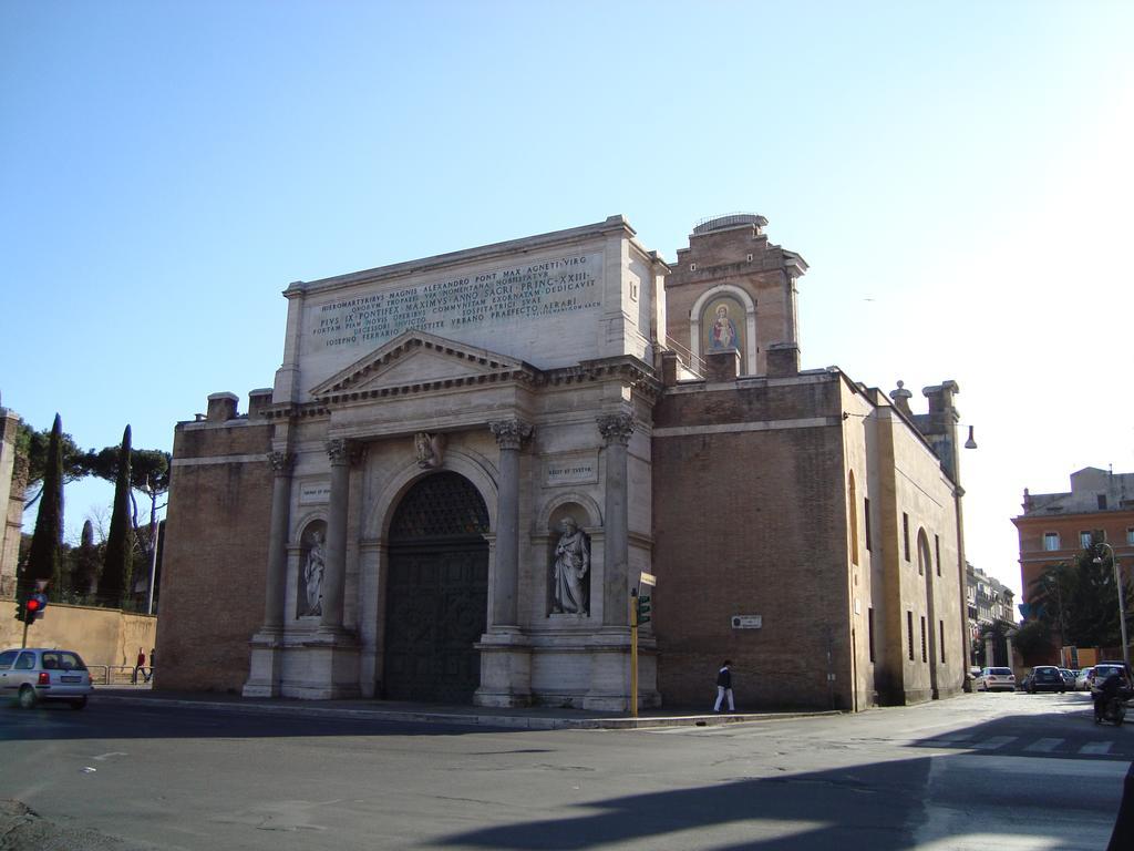 Hotel Kent Rome Exterior photo